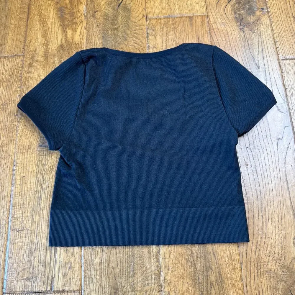 Lot of 2 Wild Fable Seamless Crop Top Ribbed Knit Scoop Neck Sz S Brown Black - Picture 7 of 7